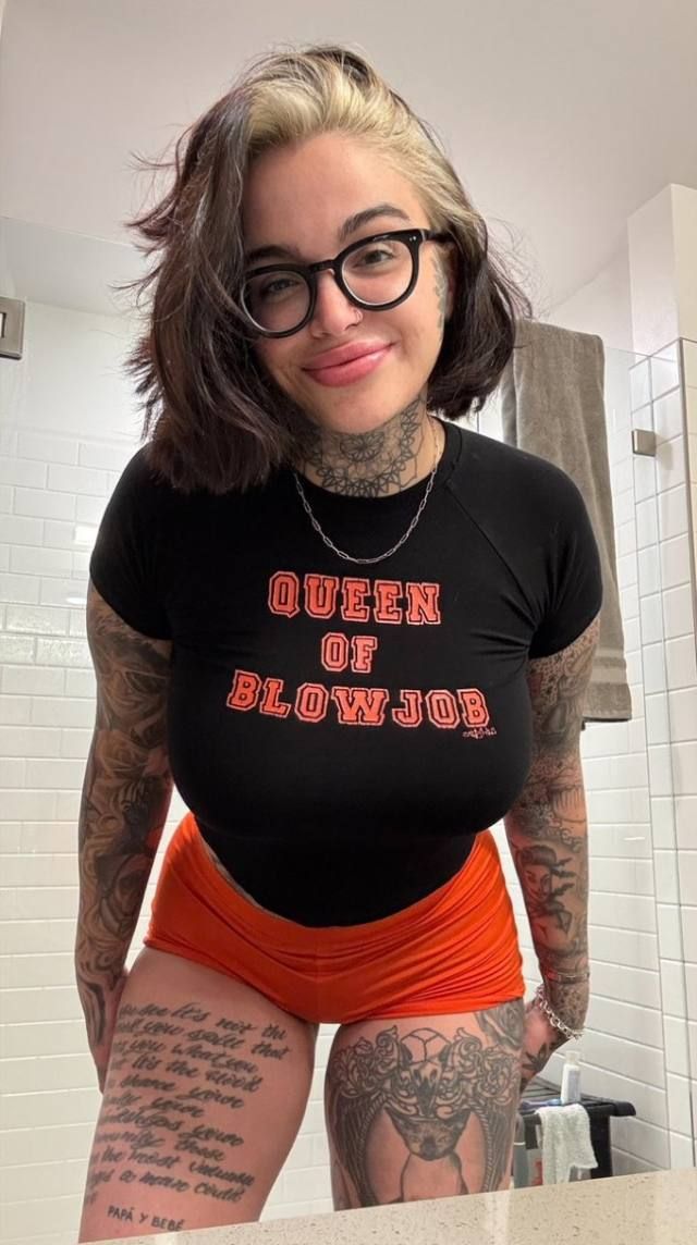 SNAPCHAT👻 LEIGHLAINEY OR TEXT 5042250051 FOR FUN 👅 !!! 💦💦🍆🍆 👅👅🍑🍑 - Image 2